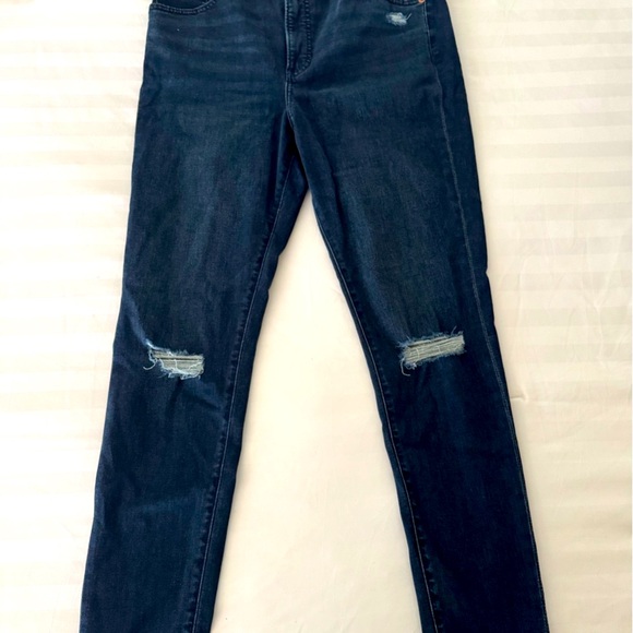 Express Super High-Rise Skinny Jeans – Blue Denim with Distressed Knees | Sze 12 - Picture 4 of 12